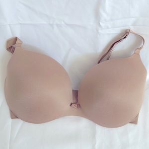 VS Nude Bra 38 DDD